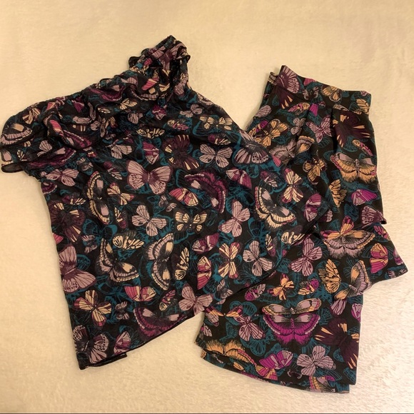 NWOT|Ruffle Skirt with butterfly Pattern - Picture 2 of 16